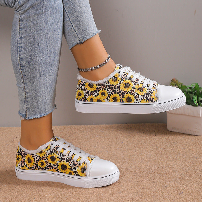 Versatile Flat Bottomed Student Lace Up Canvas Shoes