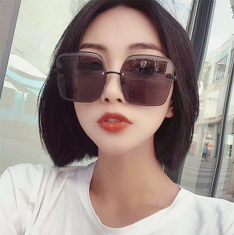 Rimless cut square sunglasses for women