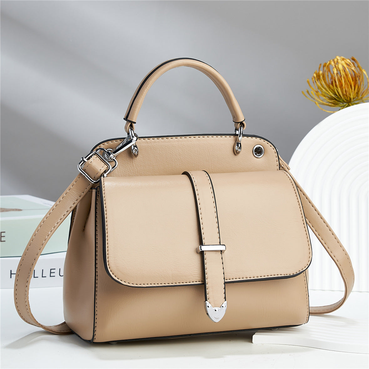 New Candy-colored Flip Texture One-shoulder Crossbody Handbag